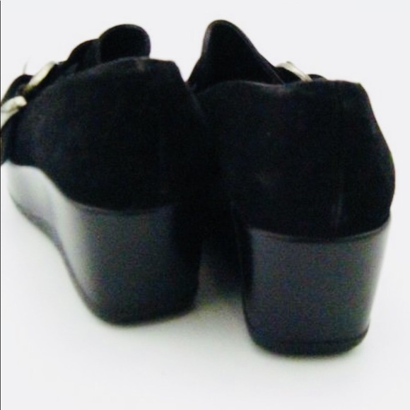 Stuart Weitzman Black Suede Buckle Loafers Sz 7.5 - Picture 3 of 8